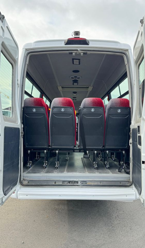 Irisbus Iveco Daily / 23 miejsca / Cena 87000 zł netto - Minibus, Passenger van: picture 5 Irisbus Iveco Daily / 23 miejsca / Cena 87000 zł netto - Minibus, Passenger van: picture 5