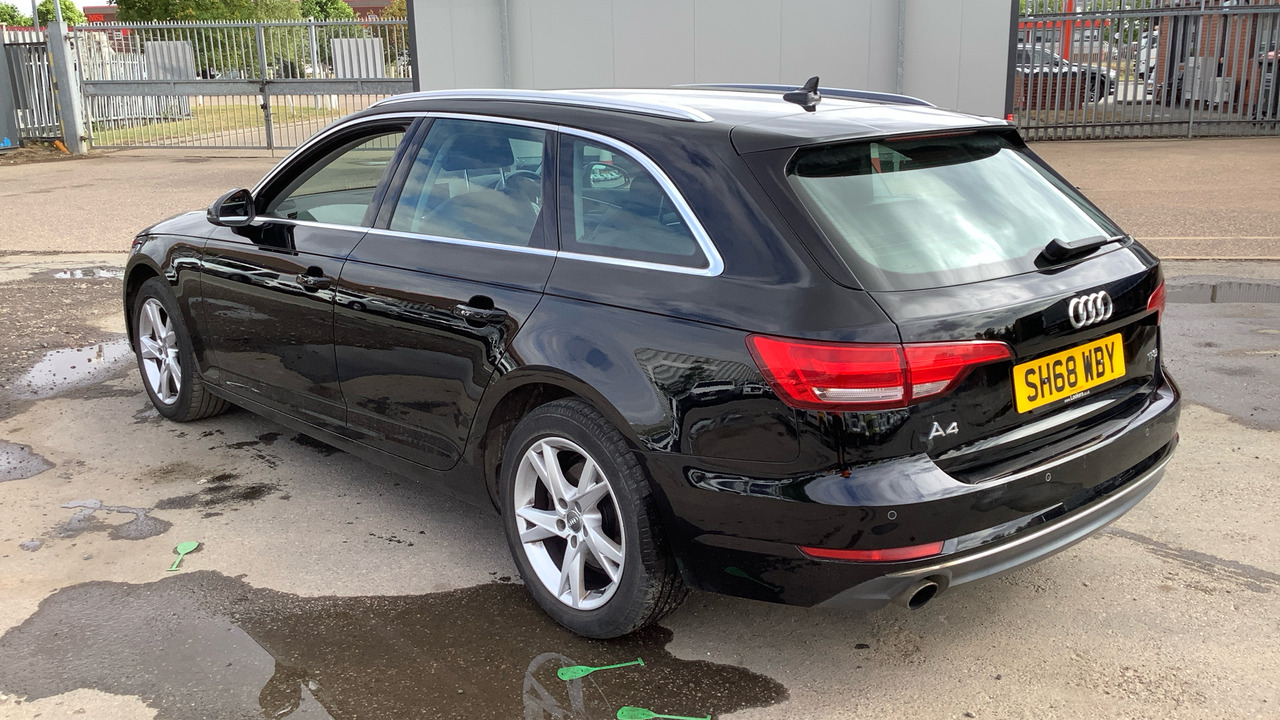 AUDI A4 1.4 TFSI SPORT - Car: picture 3 AUDI A4 1.4 TFSI SPORT - Car: picture 3