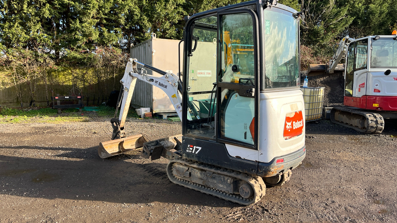 BOBCAT E17 - Mini excavator: picture 3 BOBCAT E17 - Mini excavator: picture 3