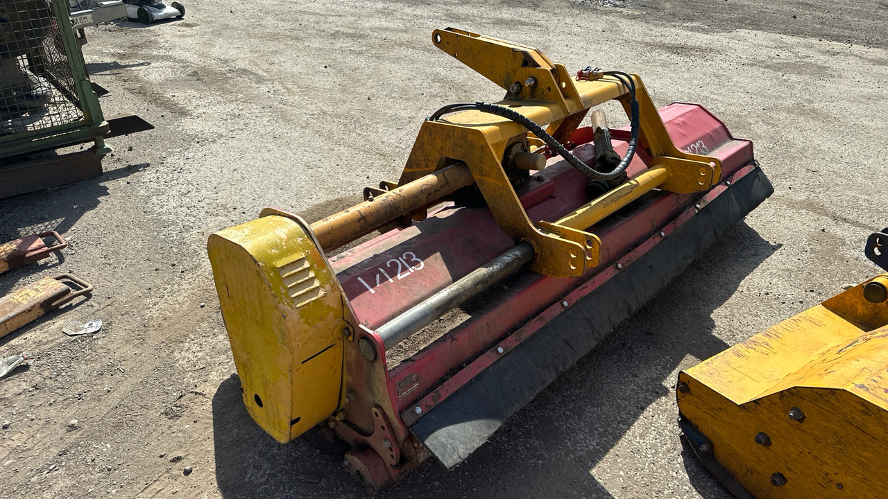 BOMFORD BANDIT SS1/1213 - Flail mower: picture 4 BOMFORD BANDIT SS1/1213 - Flail mower: picture 4