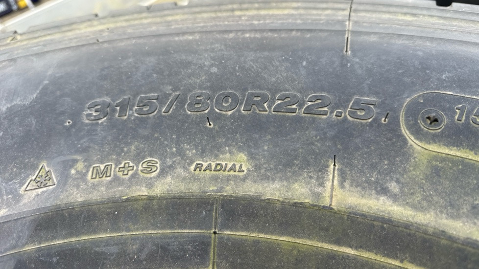 BRIDGESTONE M-STEER TYRES, 315/80R22.5 (4 OF) - Tire: picture 5 BRIDGESTONE M-STEER TYRES, 315/80R22.5 (4 OF) - Tire: picture 5