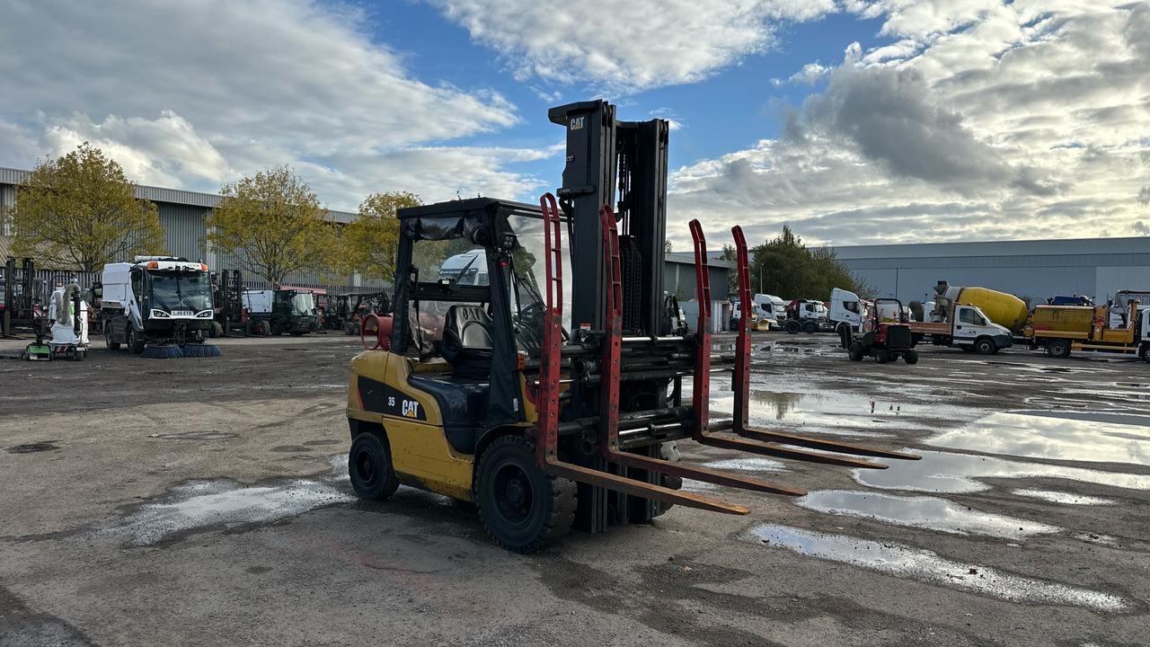 CAT GP35 - LPG forklift: picture 1 CAT GP35 - LPG forklift: picture 1