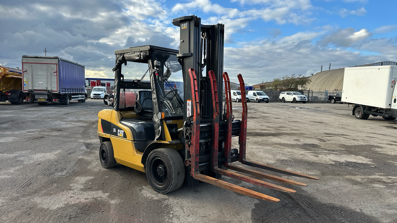 CAT GP35N - LPG forklift: picture 1 CAT GP35N - LPG forklift: picture 1