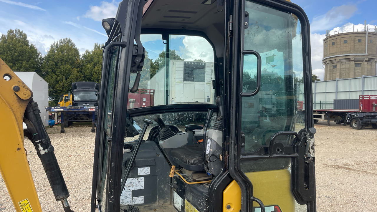 CATERPILLAR 301.6 - Mini excavator: picture 5 CATERPILLAR 301.6 - Mini excavator: picture 5