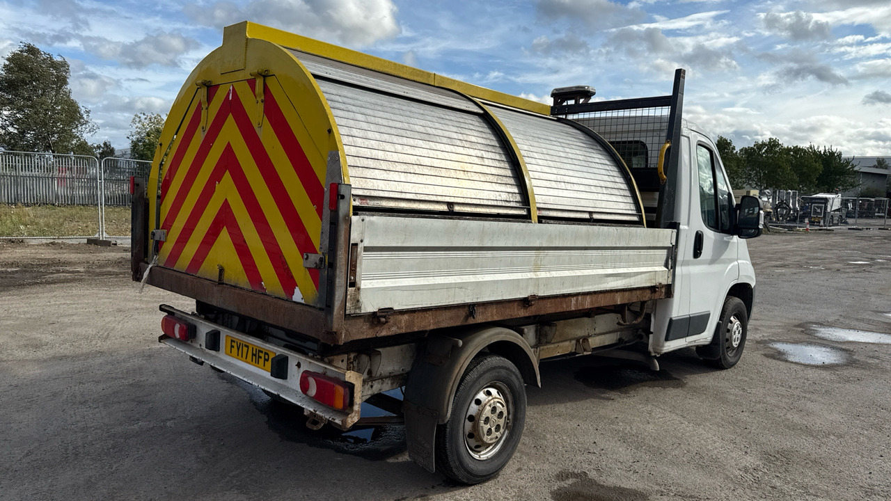 CITROEN RELAY 2.2 HDi 35 Tipper 130ps - Tipper van: picture 4 CITROEN RELAY 2.2 HDi 35 Tipper 130ps - Tipper van: picture 4