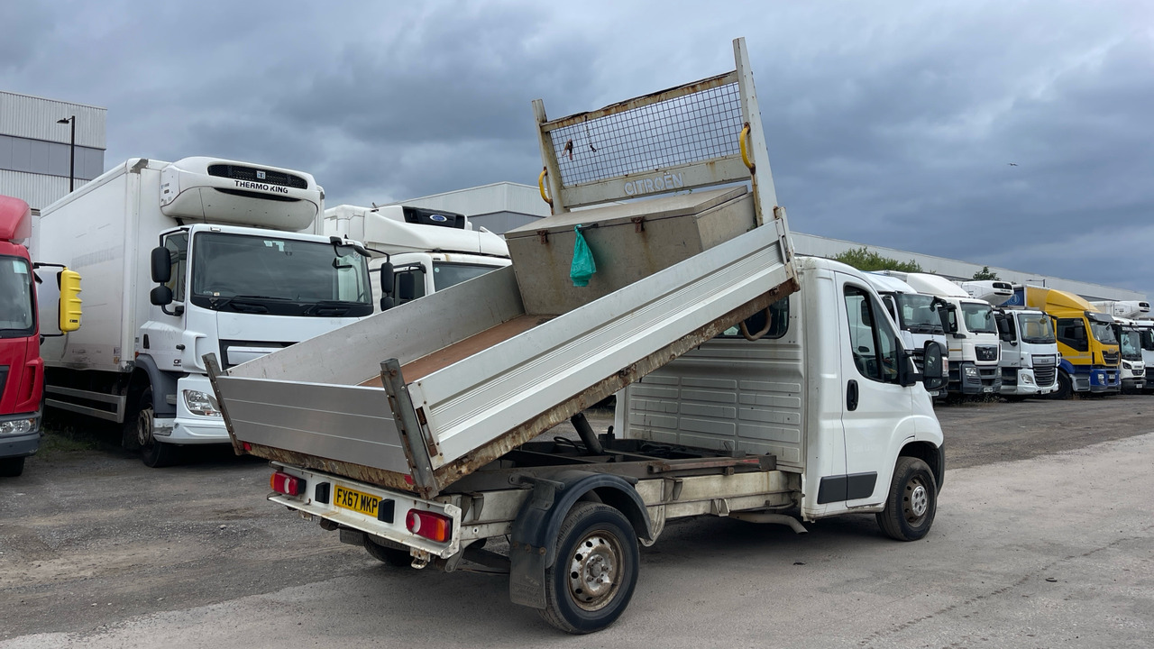 CITROEN RELAY 35 2.0 BLUEHDI ENTERPRISE 130PS - Tipper van: picture 4 CITROEN RELAY 35 2.0 BLUEHDI ENTERPRISE 130PS - Tipper van: picture 4