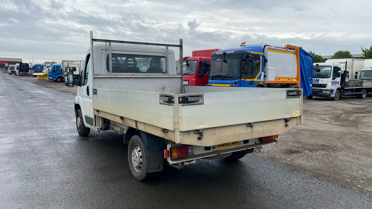 CITROEN RELAY 35 2.2 HDI 120PS - Flatbed van: picture 4 CITROEN RELAY 35 2.2 HDI 120PS - Flatbed van: picture 4