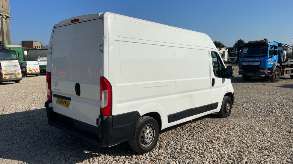 CITROEN RELAY 35 ENTERPRISE 2.2 BLUEHDI 140PS - Panel van: picture 4 CITROEN RELAY 35 ENTERPRISE 2.2 BLUEHDI 140PS - Panel van: picture 4