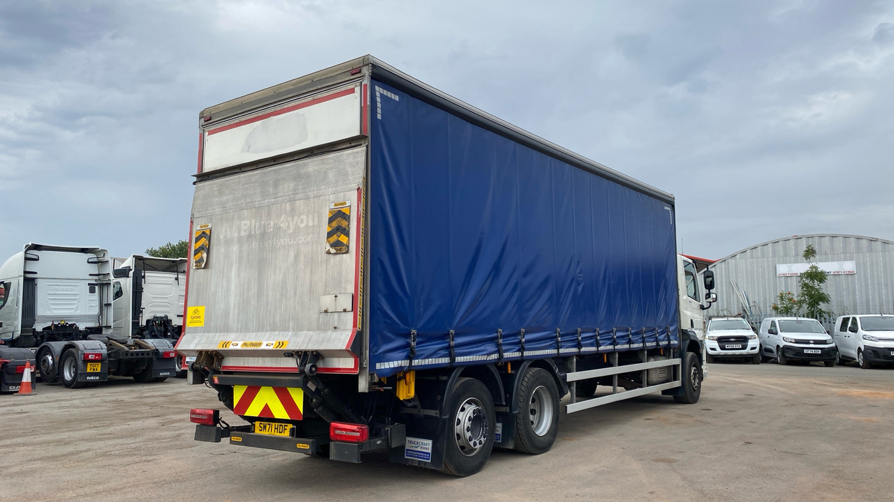 DAF CF 320 - Curtainsider truck: picture 4 DAF CF 320 - Curtainsider truck: picture 4