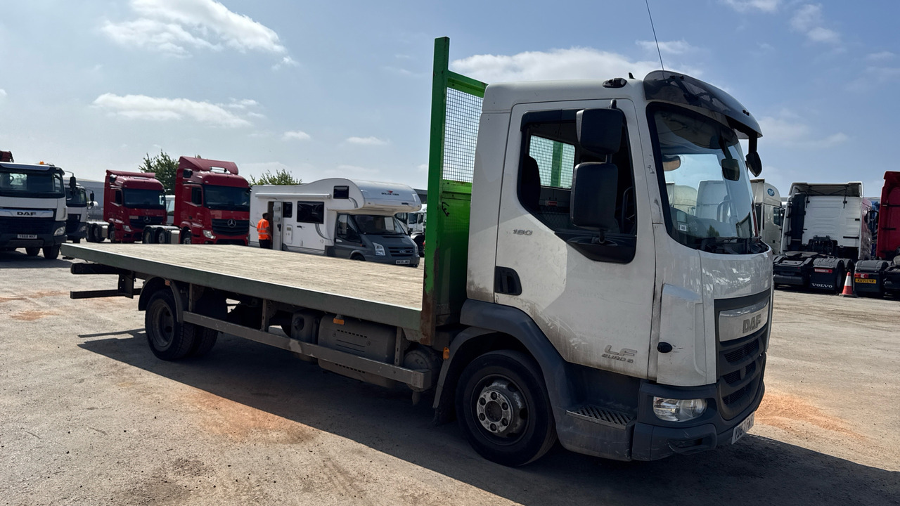 DAF LF 180 - Dropside/ Flatbed truck: picture 1 DAF LF 180 - Dropside/ Flatbed truck: picture 1