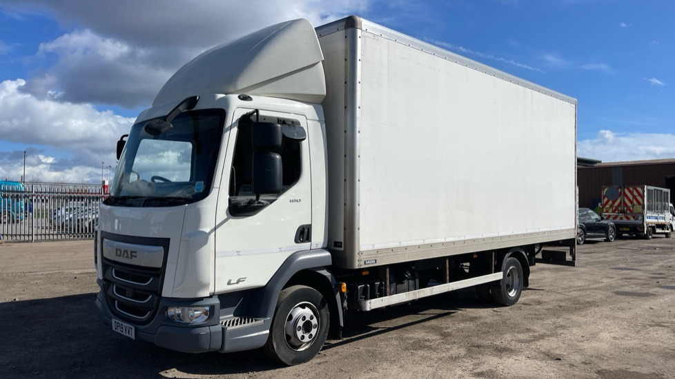 DAF LF 180 - Box truck: picture 2 DAF LF 180 - Box truck: picture 2