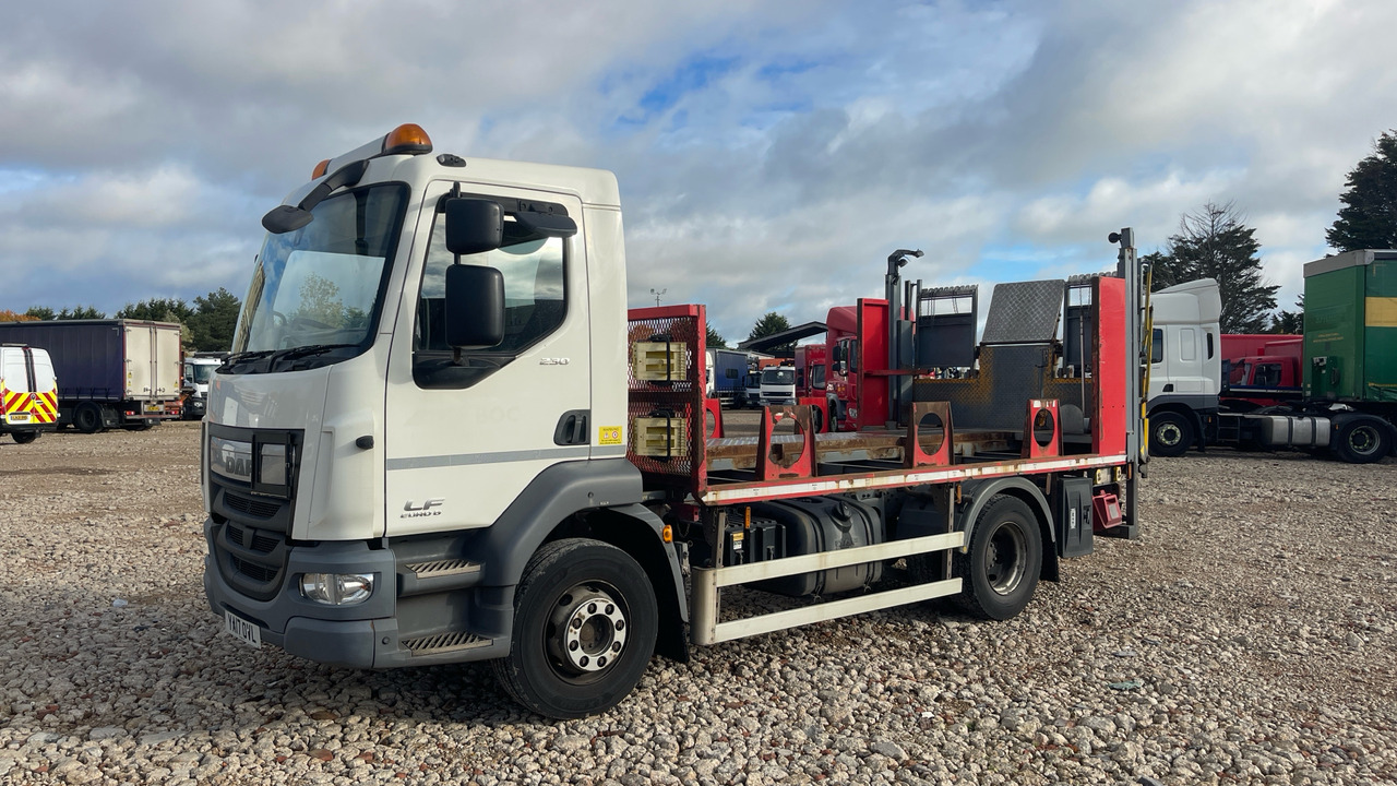 DAF LF 230 - Dropside/ Flatbed truck: picture 2 DAF LF 230 - Dropside/ Flatbed truck: picture 2