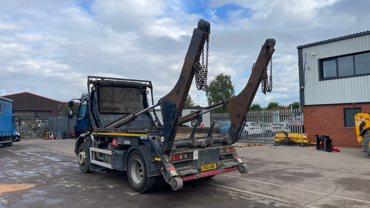 DAF LF 260 - Skip loader truck: picture 3 DAF LF 260 - Skip loader truck: picture 3