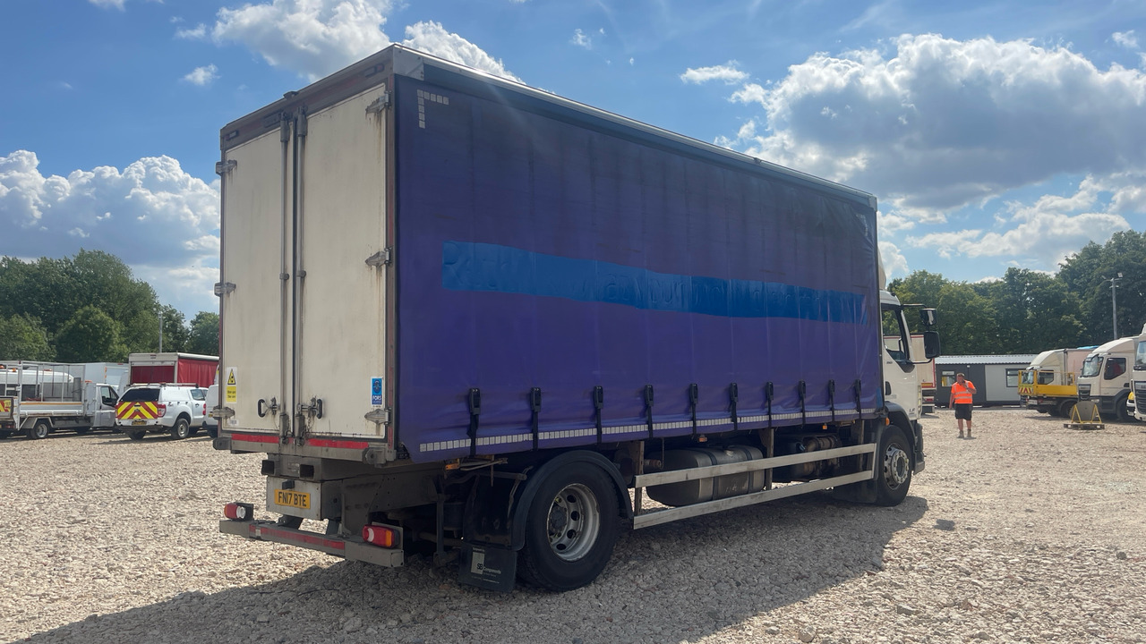 Daf LF 260 - Curtainsider truck: picture 4 Daf LF 260 - Curtainsider truck: picture 4