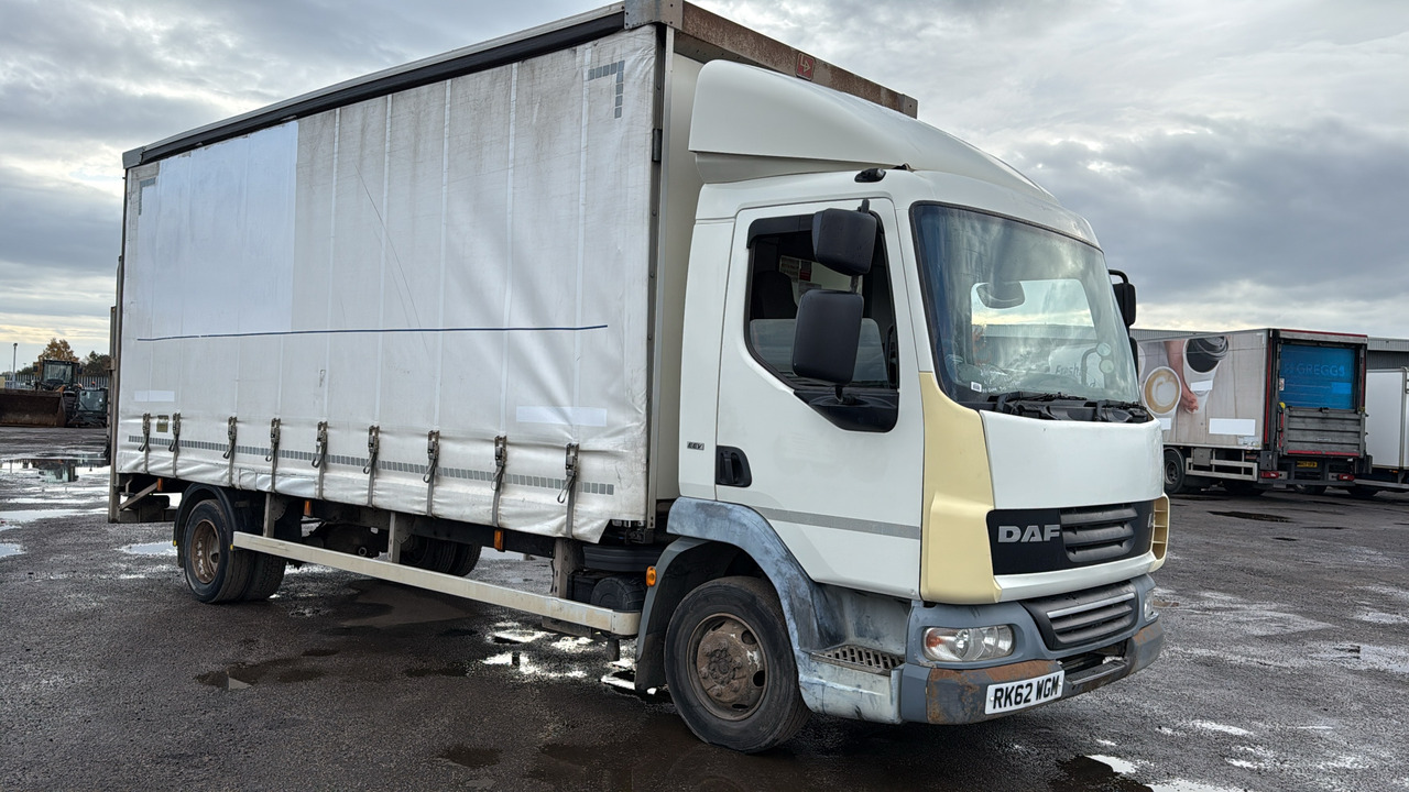 Daf LF 45.160 - Curtainsider truck: picture 1 Daf LF 45.160 - Curtainsider truck: picture 1