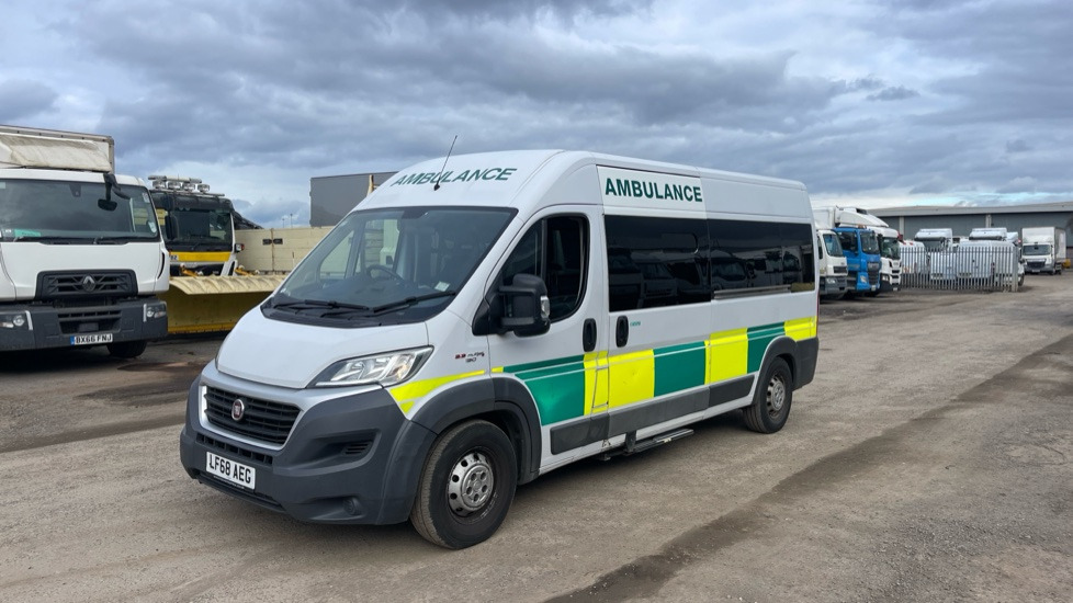 FIAT DUCATO MAXI 2.3 16V MULTIJET - Ambulance: picture 2 FIAT DUCATO MAXI 2.3 16V MULTIJET - Ambulance: picture 2