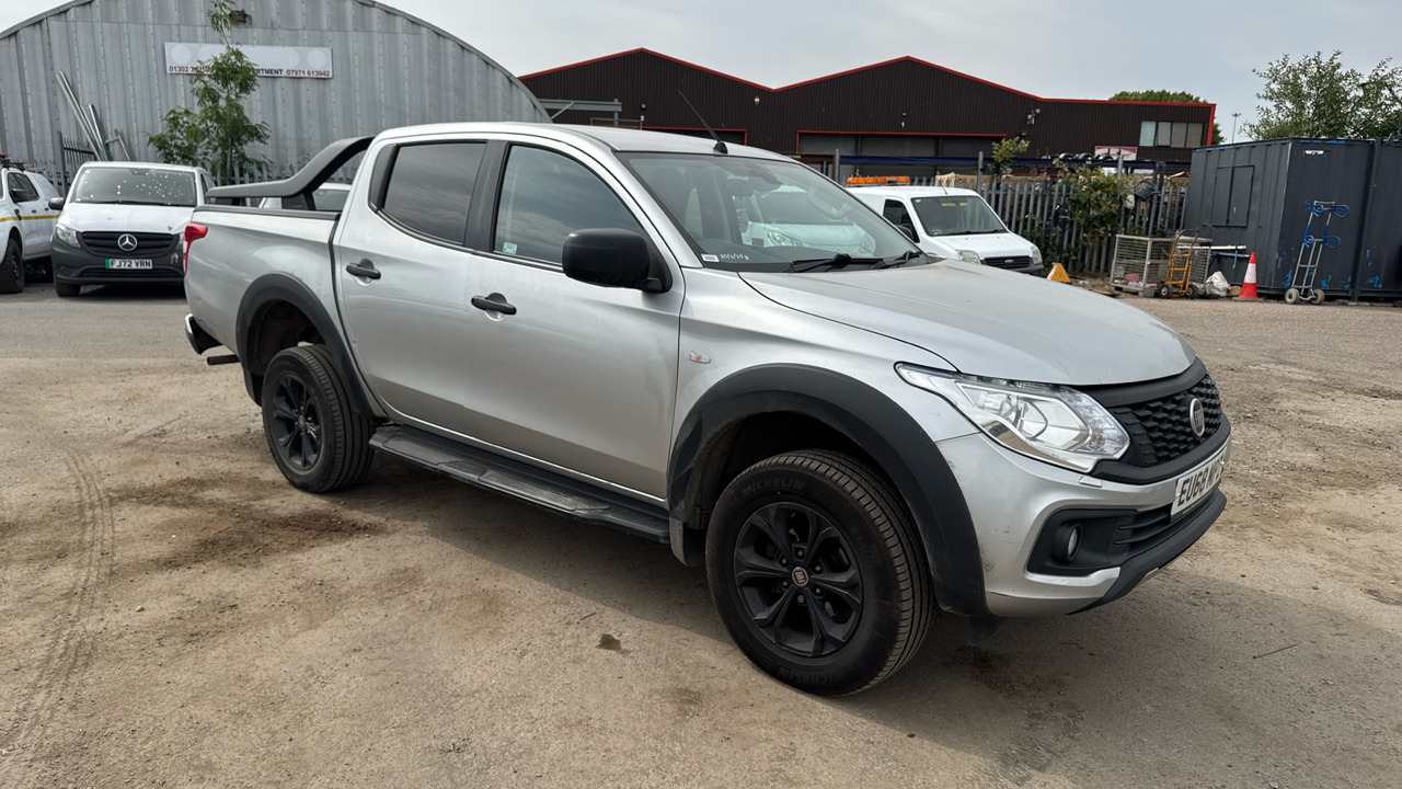 FIAT FULLBACK 2.4 180HP CROSS - Pickup truck, Combi van: picture 1 FIAT FULLBACK 2.4 180HP CROSS - Pickup truck, Combi van: picture 1