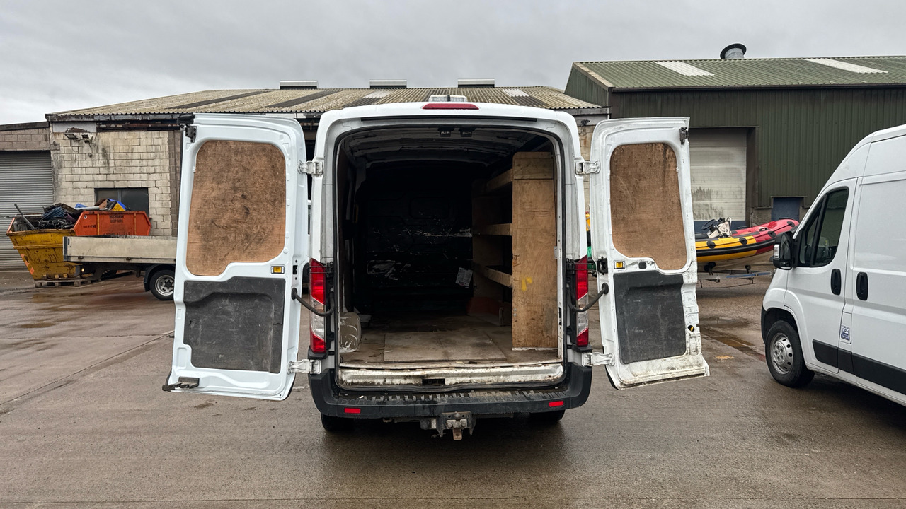 Panel van FORD TRANSIT 2.0 EcoBlue 130ps Leader: picture 9