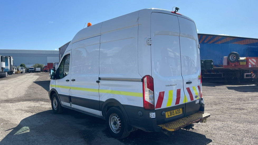 FORD TRANSIT 350 2.2 TDCi 125PS - Panel van: picture 3 FORD TRANSIT 350 2.2 TDCi 125PS - Panel van: picture 3