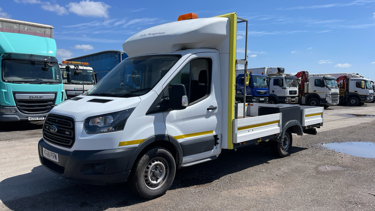 FORD TRANSIT BASE 350 2.0 TDCI 130PS - Flatbed van: picture 2 FORD TRANSIT BASE 350 2.0 TDCI 130PS - Flatbed van: picture 2
