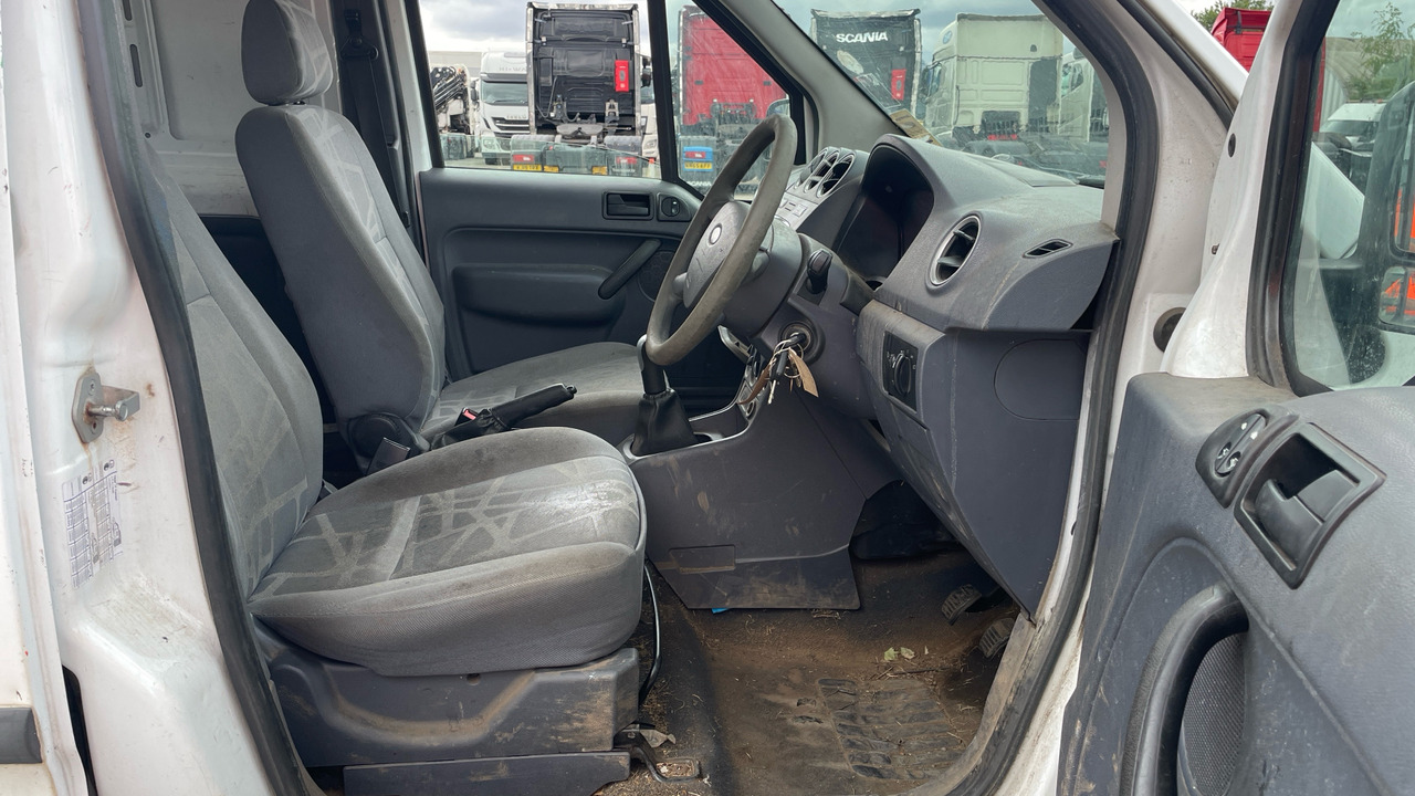 FORD TRANSIT CONNECT 220 TDCi 90ps - Small van: picture 5 FORD TRANSIT CONNECT 220 TDCi 90ps - Small van: picture 5