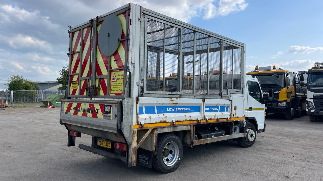 FUSO CANTER 7C15 - Tipper: picture 4 FUSO CANTER 7C15 - Tipper: picture 4
