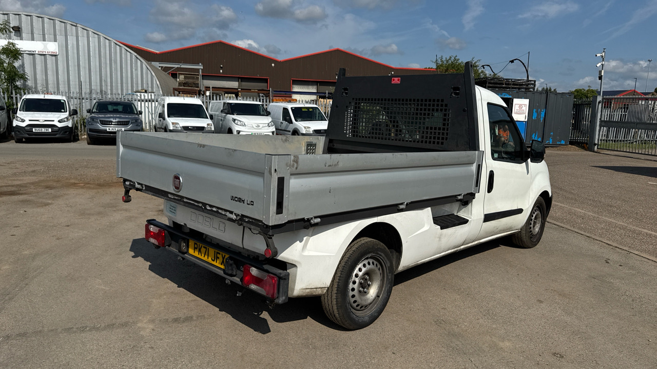 Fiat Doblo Work Up 1.6 MULTIJET 16V - Flatbed van: picture 4 Fiat Doblo Work Up 1.6 MULTIJET 16V - Flatbed van: picture 4
