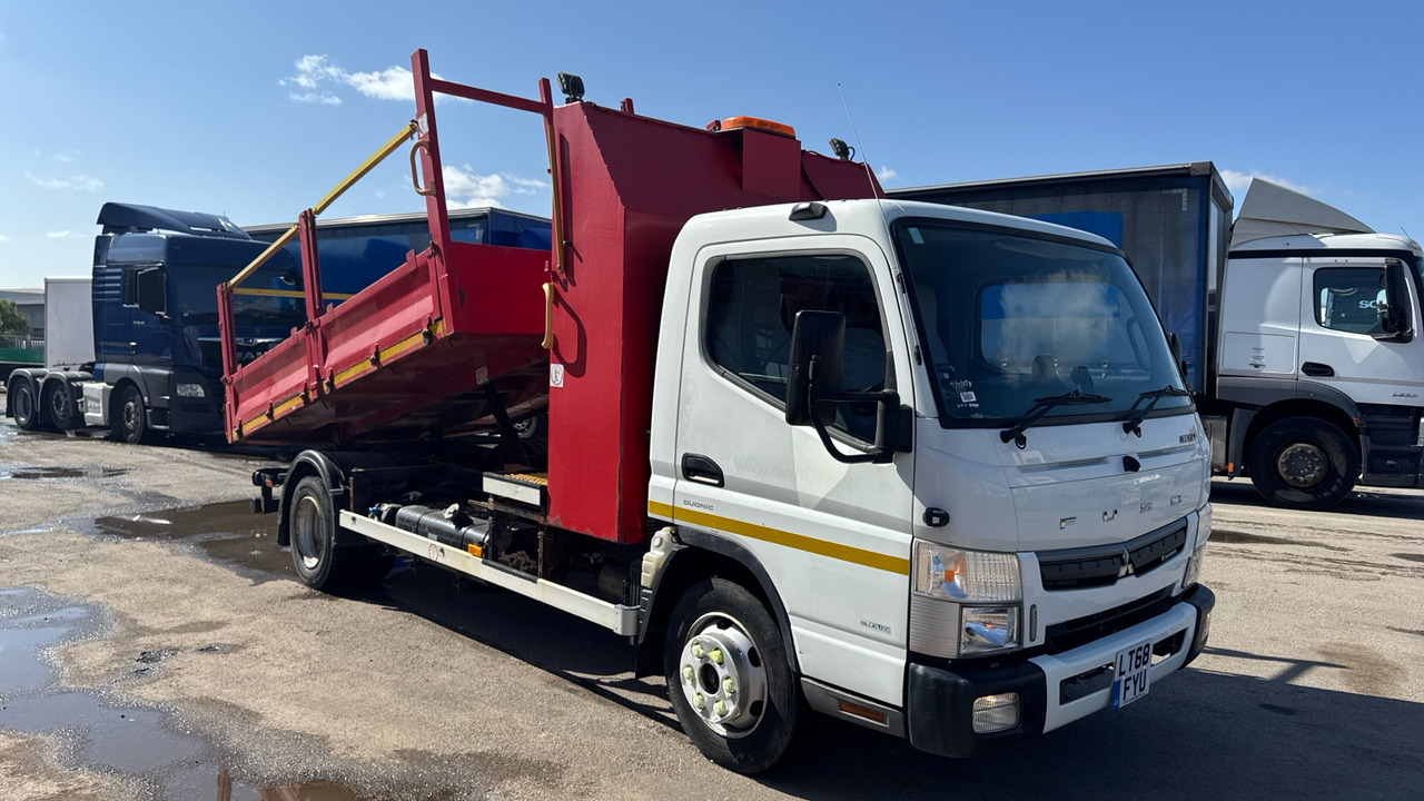 Fuso Canter 7C15 - Tipper: picture 1 Fuso Canter 7C15 - Tipper: picture 1