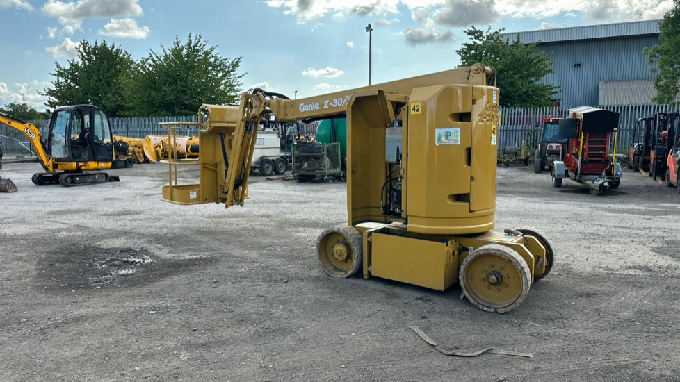 GENIE 230/20N - Construction equipment: picture 3 GENIE 230/20N - Construction equipment: picture 3