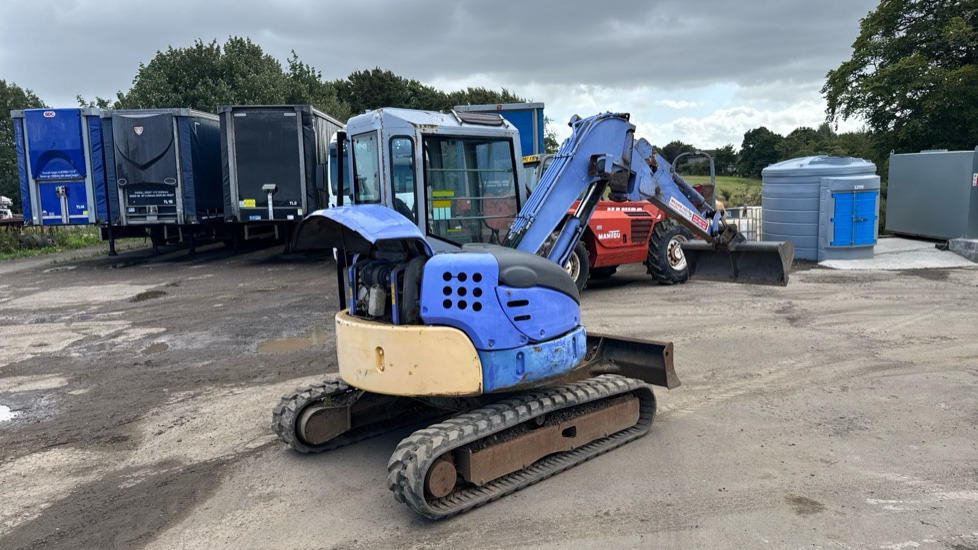 HITACHI EX40UR-3 - Mini excavator: picture 4 HITACHI EX40UR-3 - Mini excavator: picture 4