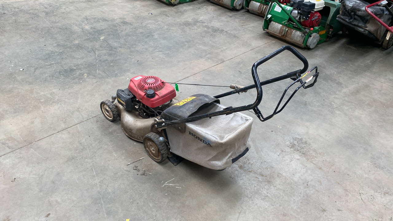 HONDA GCV 130 MOWER - Construction equipment: picture 3 HONDA GCV 130 MOWER - Construction equipment: picture 3