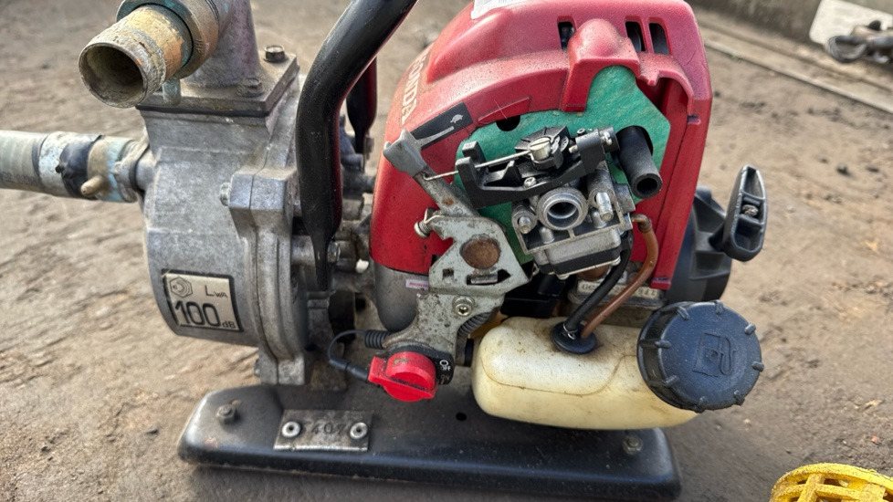 HONDA WX10T PETROL WATER PUMP, YEAR 2015, S/N: WAG1012559 - Water pump: picture 5 HONDA WX10T PETROL WATER PUMP, YEAR 2015, S/N: WAG1012559 - Water pump: picture 5