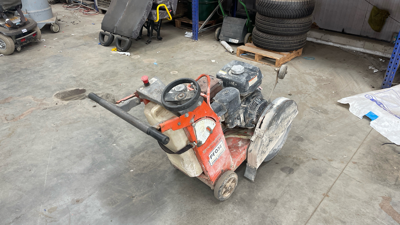 HUSQVARNA TS400LV, FLOOR SAW, PETROL (UNTESTED) - Construction equipment: picture 1 HUSQVARNA TS400LV, FLOOR SAW, PETROL (UNTESTED) - Construction equipment: picture 1