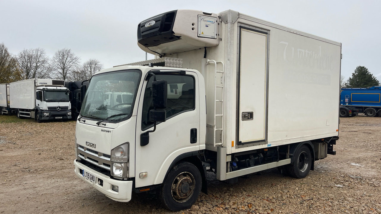ISUZU N 75.190 - Refrigerator truck: picture 2 ISUZU N 75.190 - Refrigerator truck: picture 2