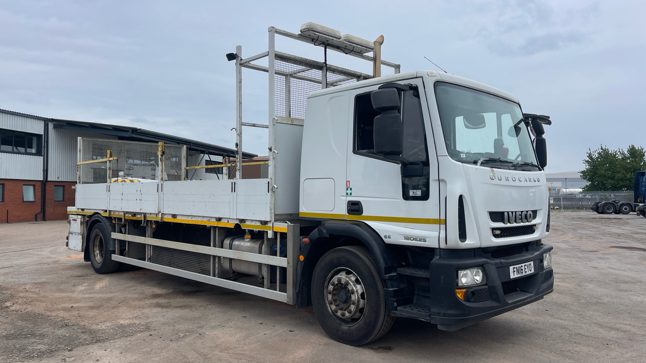 IVECO EUROCARGO 180E25 - Dropside/ Flatbed truck: picture 1 IVECO EUROCARGO 180E25 - Dropside/ Flatbed truck: picture 1