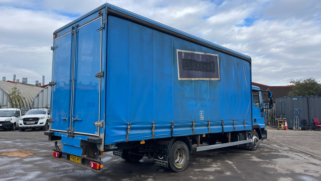 IVECO EUROCARGO 75E16 - Curtainsider truck: picture 4 IVECO EUROCARGO 75E16 - Curtainsider truck: picture 4
