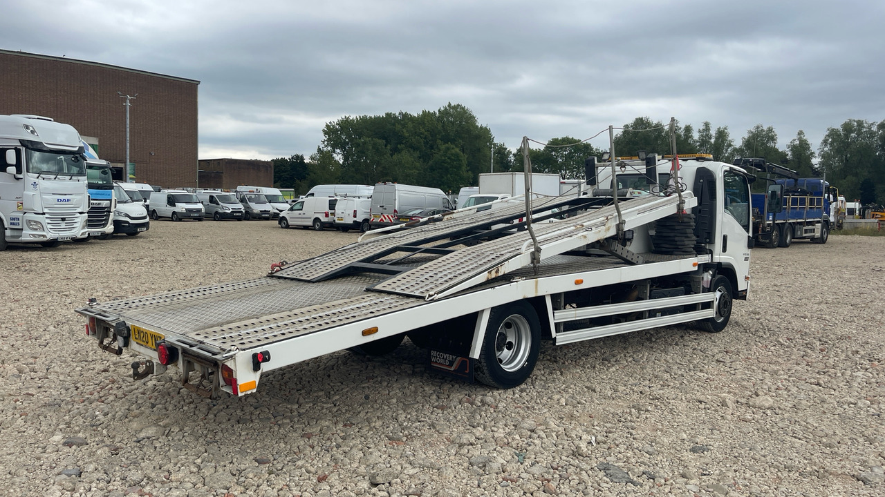 Isuzu N 75.190 - Autotransporter truck: picture 4 Isuzu N 75.190 - Autotransporter truck: picture 4