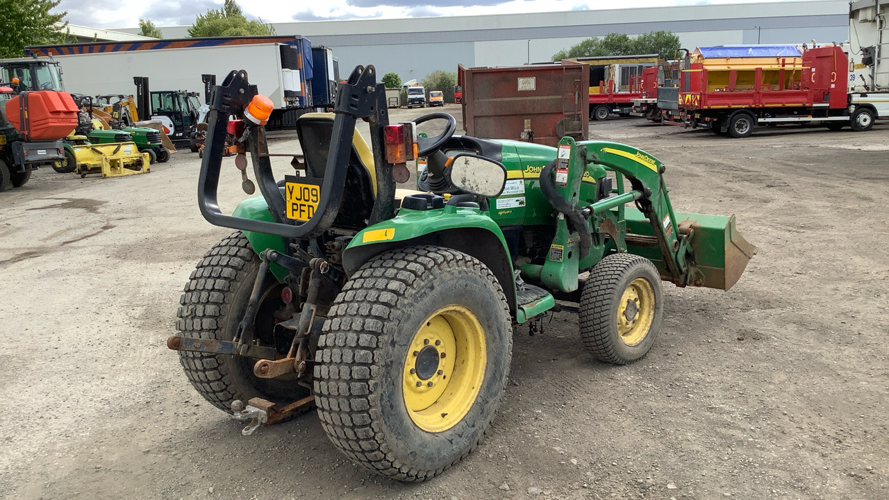 JOHN DEERE 3520 300CX LOADER - Farm tractor: picture 4 JOHN DEERE 3520 300CX LOADER - Farm tractor: picture 4
