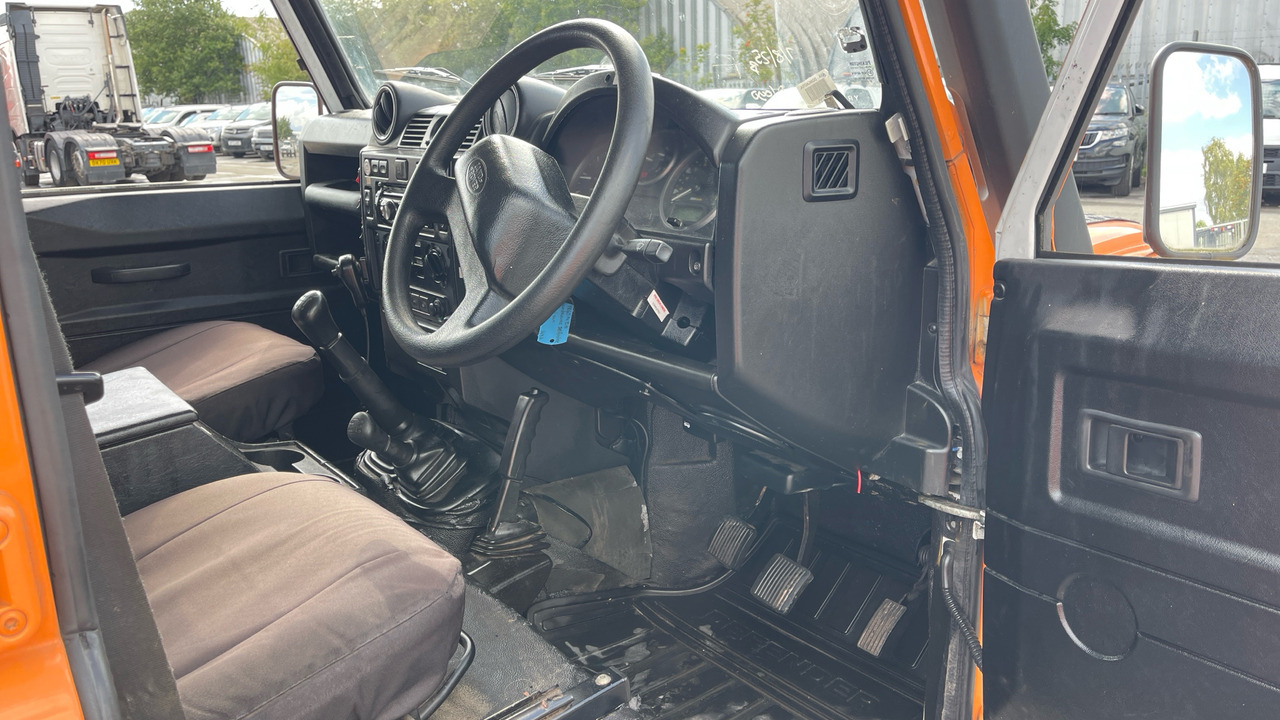 LAND ROVER DEFENDER 110 TDCi - SUV: picture 5 LAND ROVER DEFENDER 110 TDCi - SUV: picture 5