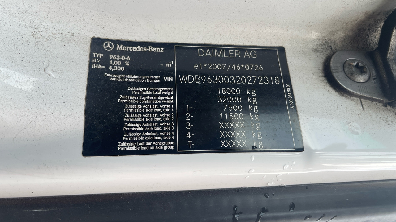 Box truck MERCEDES-BENZ ACTROS  1824: picture 12