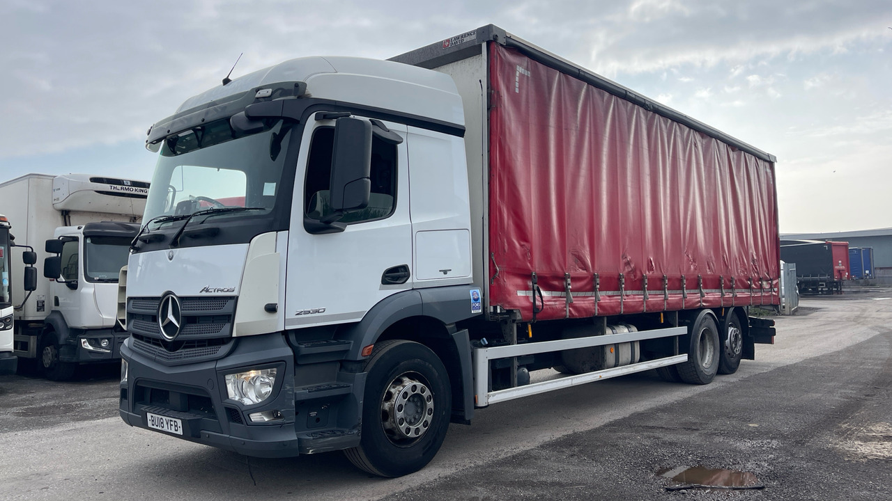 MERCEDES-BENZ ACTROS 2530 - Curtainsider truck: picture 2 MERCEDES-BENZ ACTROS 2530 - Curtainsider truck: picture 2