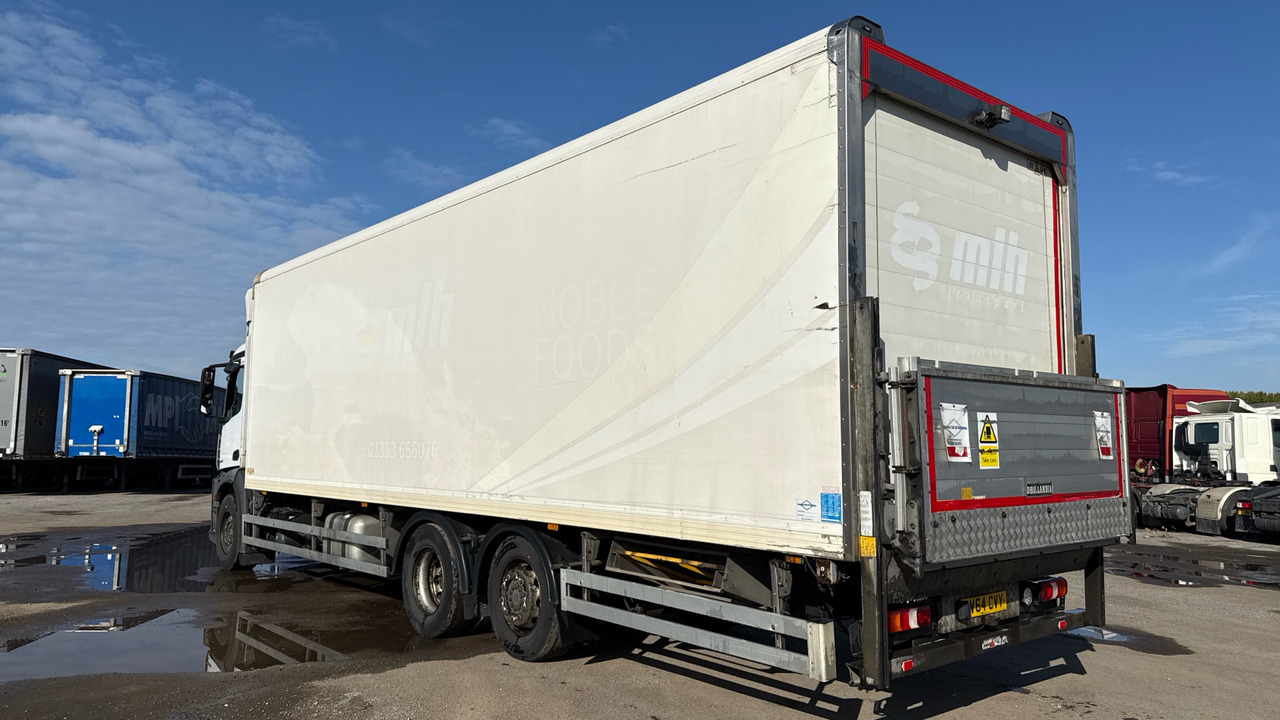 MERCEDES-BENZ ANTOS 2533 - Refrigerator truck: picture 3 MERCEDES-BENZ ANTOS 2533 - Refrigerator truck: picture 3