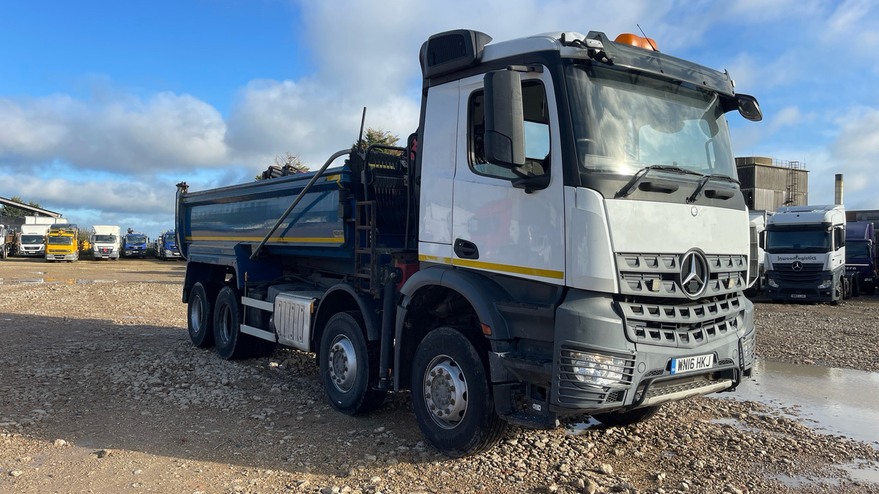 MERCEDES-BENZ AROCS - Tipper, Crane truck: picture 1 MERCEDES-BENZ AROCS - Tipper, Crane truck: picture 1