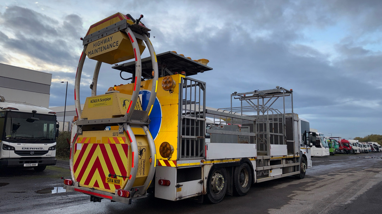 MERCEDES-BENZ ECONIC 2629 - Dropside/ Flatbed truck: picture 4 MERCEDES-BENZ ECONIC 2629 - Dropside/ Flatbed truck: picture 4