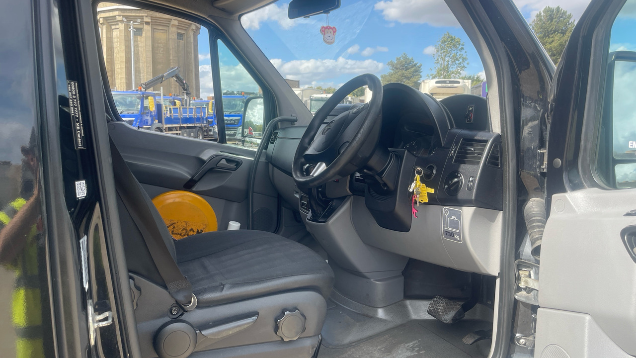 MERCEDES-BENZ SPRINTER TRANSFER 35 - Minibus, Passenger van: picture 5 MERCEDES-BENZ SPRINTER TRANSFER 35 - Minibus, Passenger van: picture 5