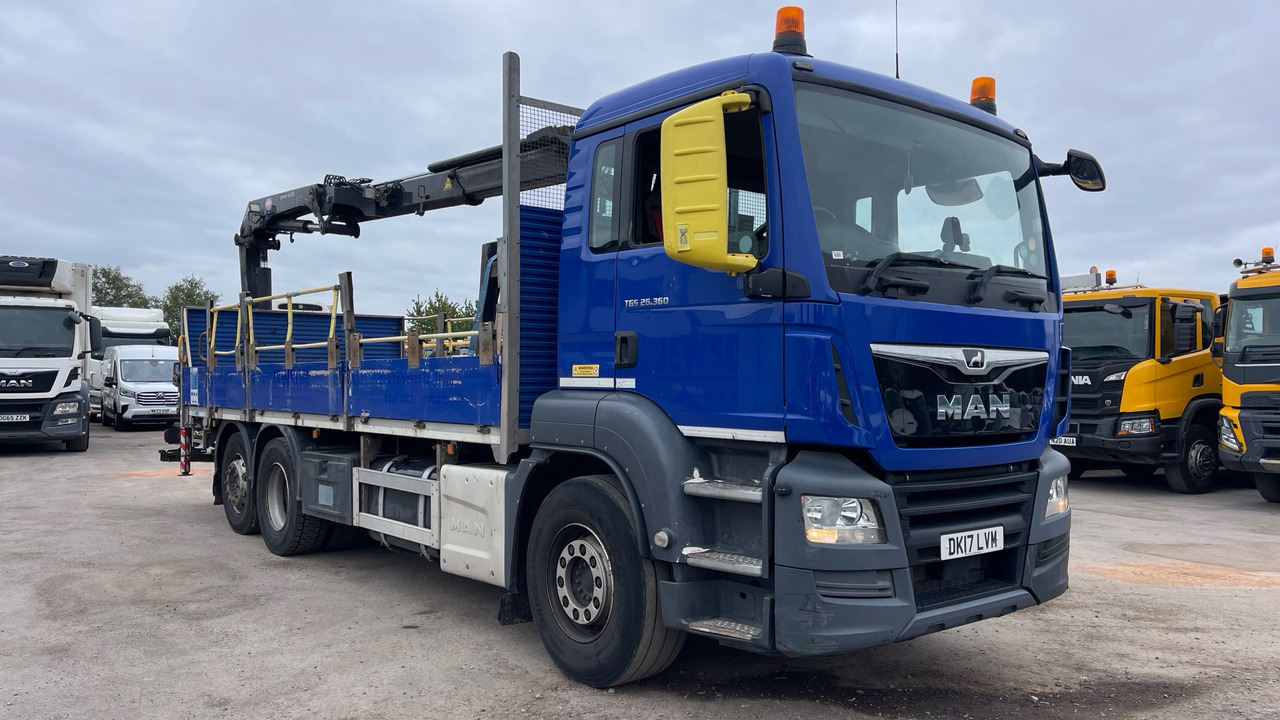 Man TGS 26.360 - Dropside/ Flatbed truck, Crane truck: picture 1 Man TGS 26.360 - Dropside/ Flatbed truck, Crane truck: picture 1