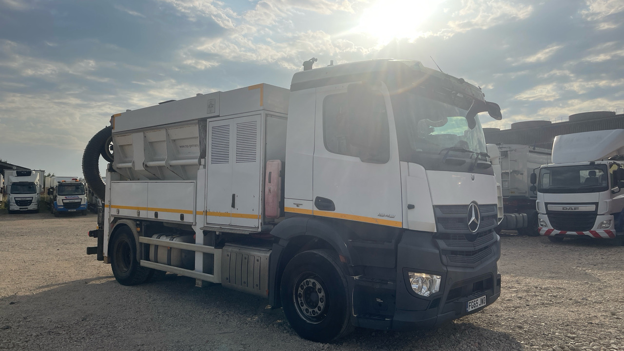 Mercedes-Benz Antos 1842 - Vacuum truck: picture 1 Mercedes-Benz Antos 1842 - Vacuum truck: picture 1
