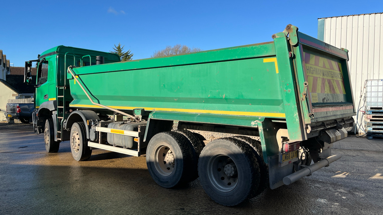 Mercedes-Benz Arocs 3240 - Tipper: picture 3 Mercedes-Benz Arocs 3240 - Tipper: picture 3