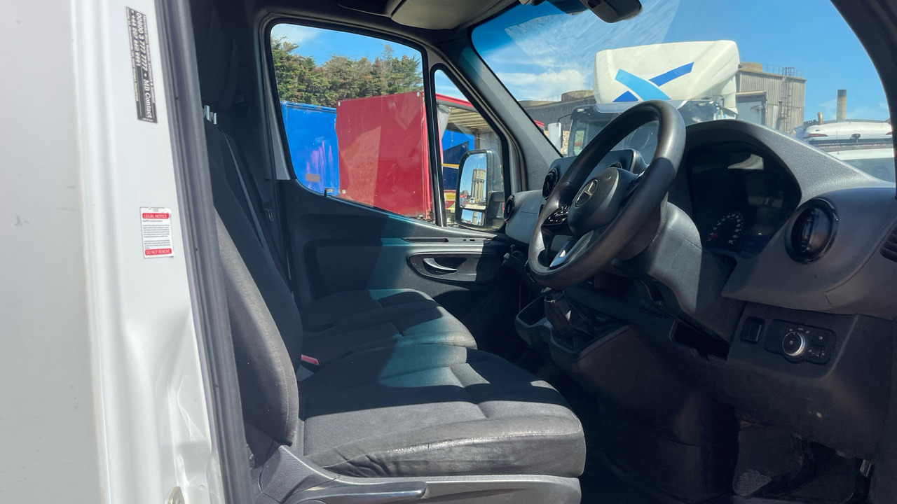 Mercedes-Benz Sprinter 314 CDI - Flatbed van: picture 5 Mercedes-Benz Sprinter 314 CDI - Flatbed van: picture 5