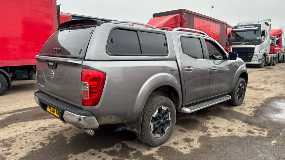 NISSAN NAVARA TEKNA 2.3 DCI 190 TT - Pickup truck, Combi van: picture 4 NISSAN NAVARA TEKNA 2.3 DCI 190 TT - Pickup truck, Combi van: picture 4